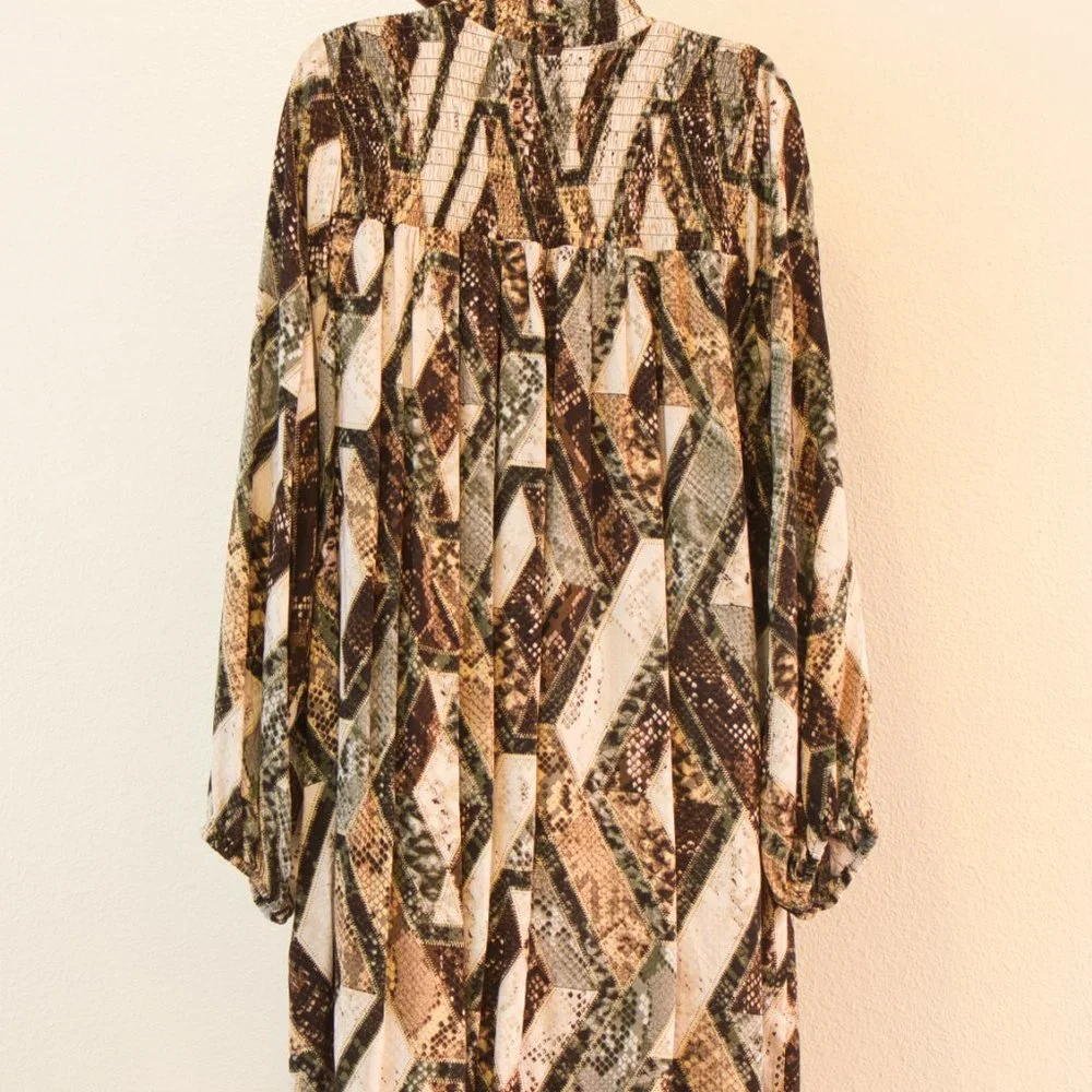 H&M snake print dress with smocking - Picture 5 of 6